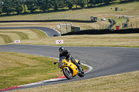 cadwell-park;cadwell-park-photographs;cadwell-trackday-photographs;enduro-digital-images;event-digital-images;eventdigitalimages;peter-wileman-photography;racing-digital-images;trackday-digital-images;trackday-photos